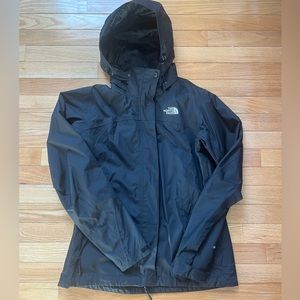 North face women shell with removable hood